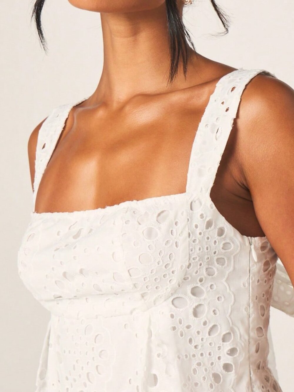 White Elegant Women's Embroidered Eyelet Mini Dress with Tie-Back Square Neck - Picture 4 of 4
